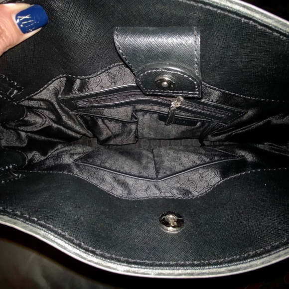 Michael Kors Black Hamilton Bag - Picture 7 of 8